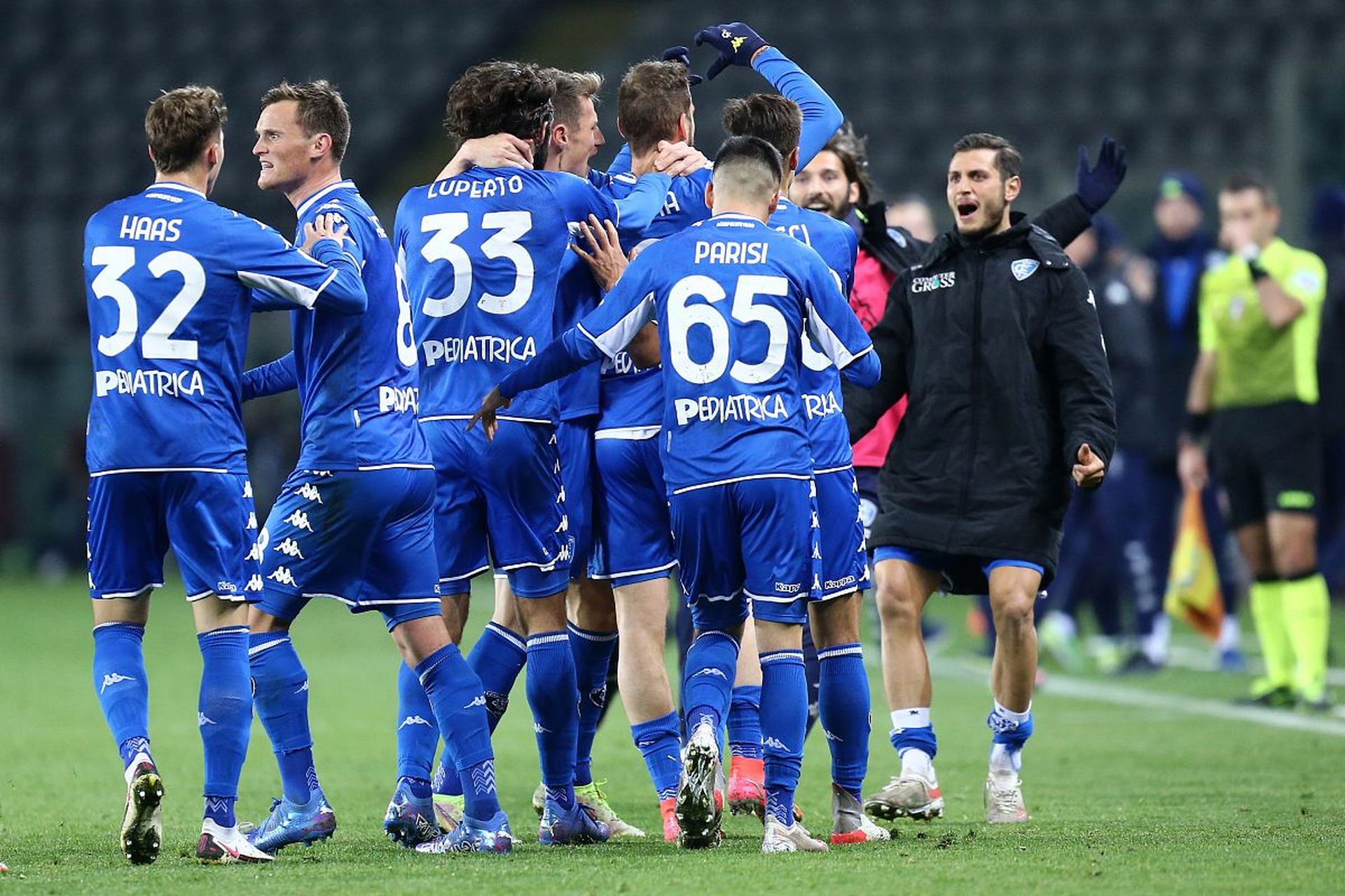 媒体上公布 媒体上公布