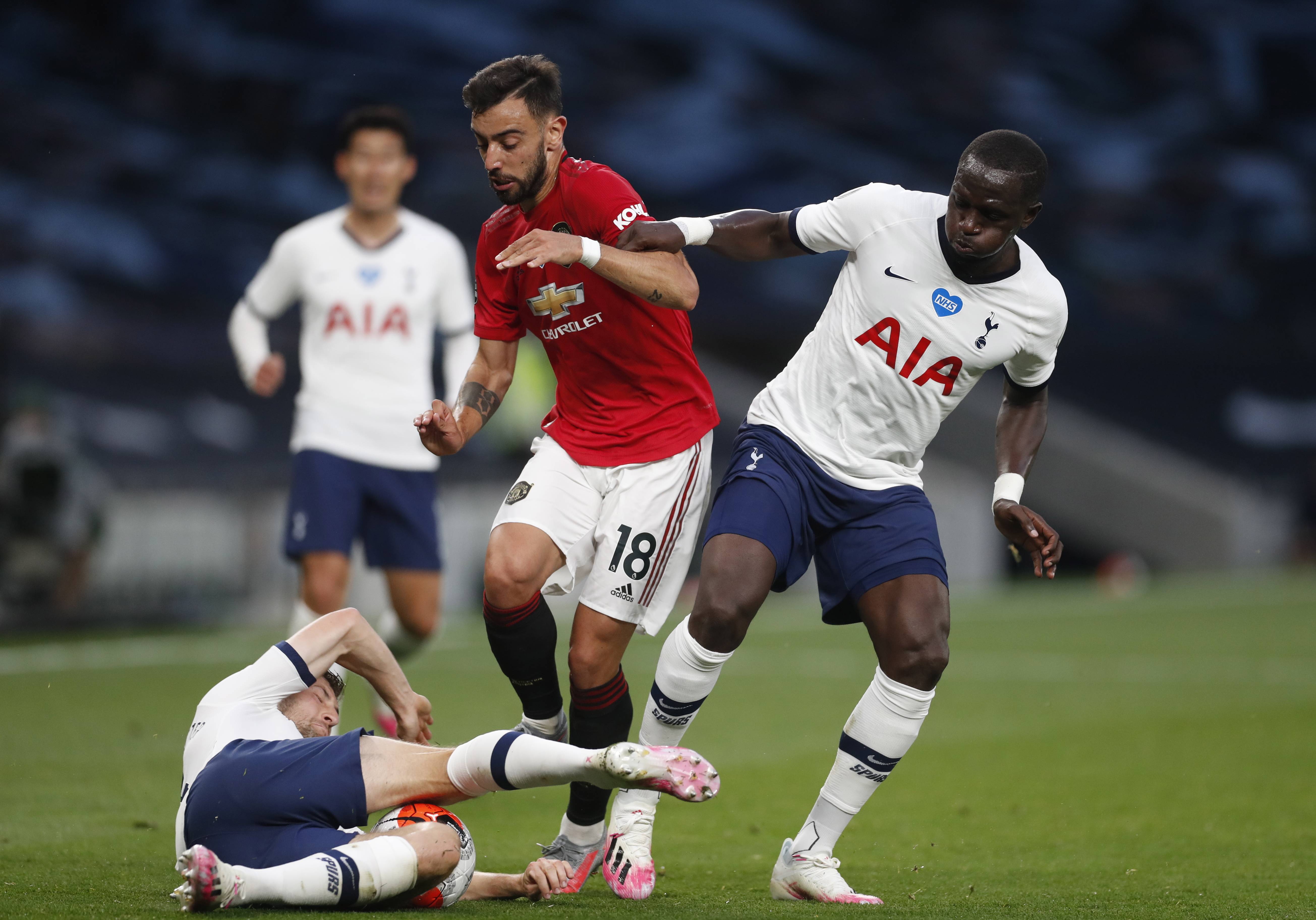 色的进攻球 色的进攻球